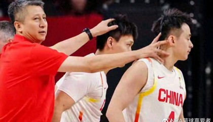 PP电子「中国」官方网站-男篮逆转夜，队长13中2成“惊喜”，郭导的信任该换人了？|赵睿|体育赛事讨论|中国男篮|比赛|关键_新浪体育_新浪新闻