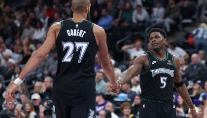 PP电子「中国」官方网站-爱德华兹：戈贝尔现在接球能力大有长进 几乎什么球都能接到