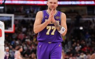 PP电子「中国」官方网站-46分7板11助8记三分球！卢卡一战刷爆多项NBA纪录，湖人赢麻了