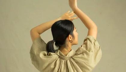 还是差点！张玉宁禁区弧顶远射中柱弹出，河南队逃过一劫